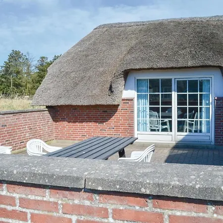 Holiday home Stunning In Ringkobing With Wifi